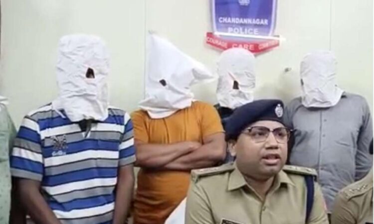 ATM में रुपए भरने के नाम पर 1.12 करोड़ की लूट, वकील समेत 5 आरोपी गिरफ्तार 