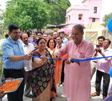 रानीगंज गर्ल्स कॉलेज में विधायक ने नए भवन एवं मंच का उद्घाटन किया